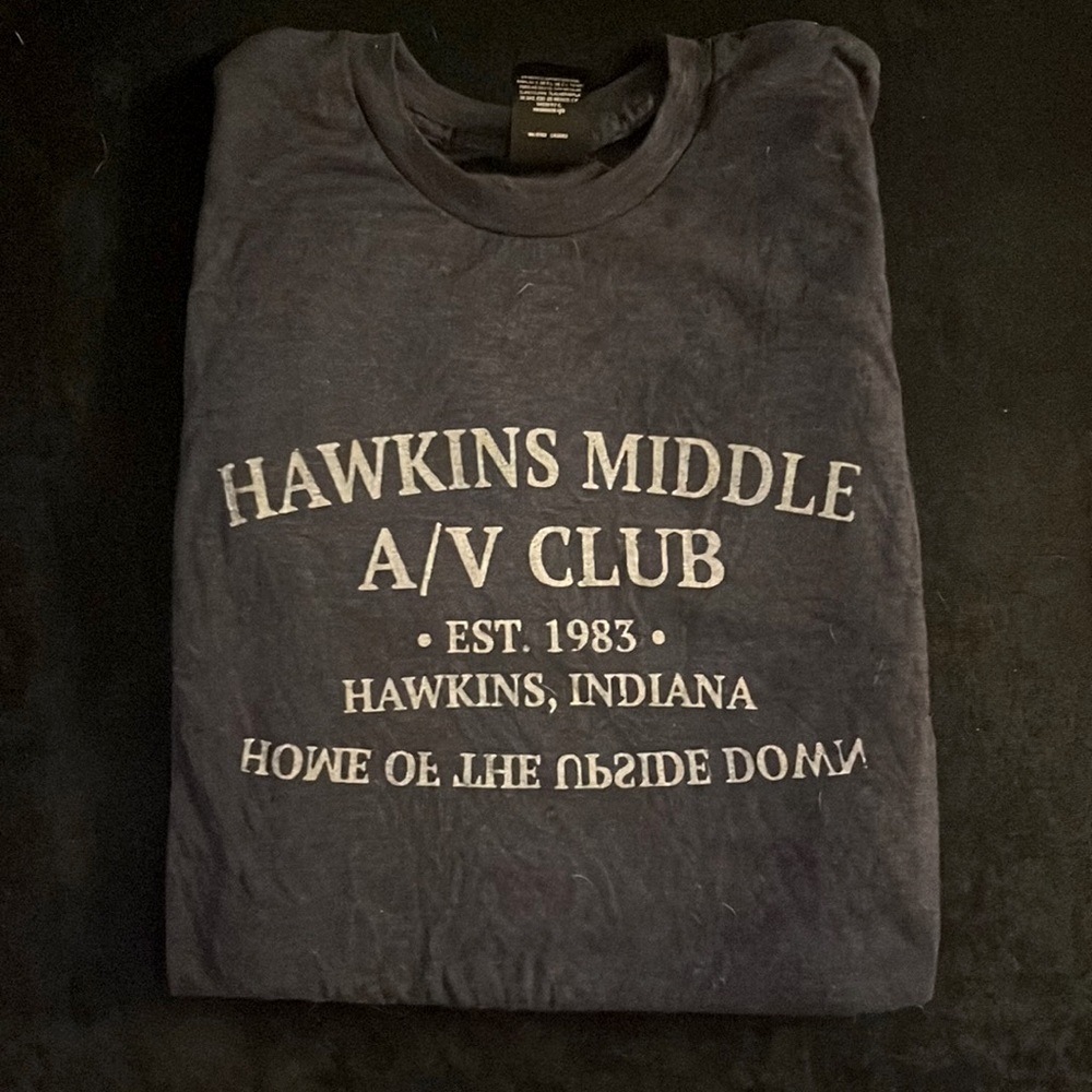 Prefect for a stranger things fan!! soft and lightweight fabric. Never worn.